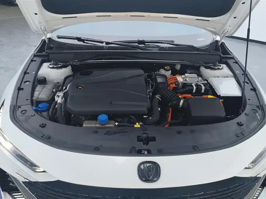 Changan UNI-V iDD 2023 из CN, фото 4
