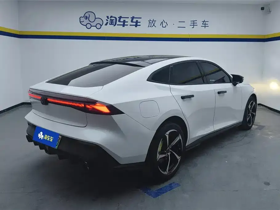 Changan UNI-V iDD 2023 из CN, фото 5