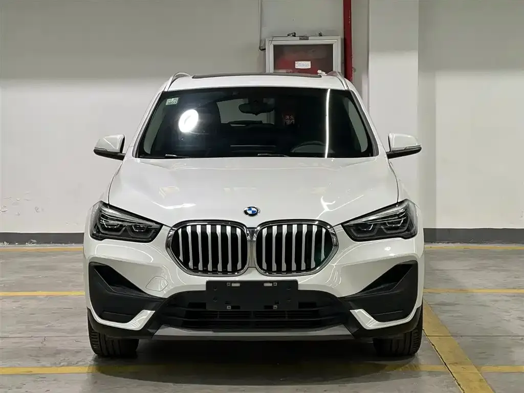 BMW X1 2021 из CN, фото 3