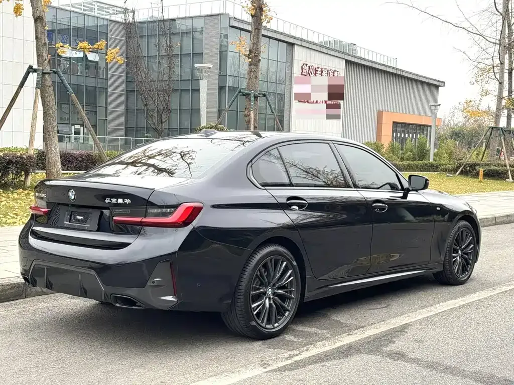 BMW 3 Series 2023 из CN, фото 7
