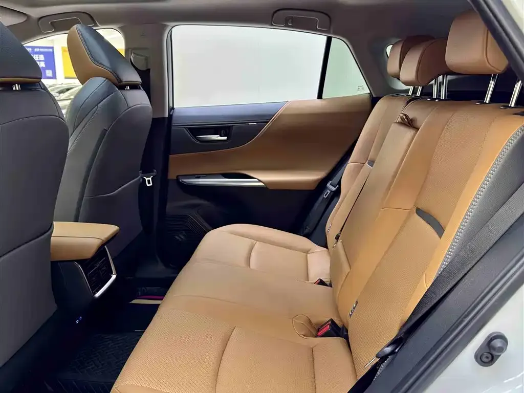 Toyota Venza 2022 из CN, фото 2
