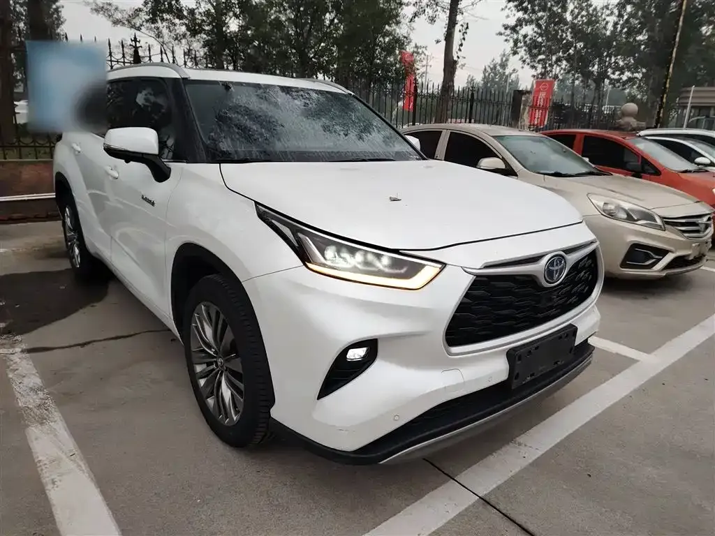 Toyota Highlander 2022 из CN, фото 8