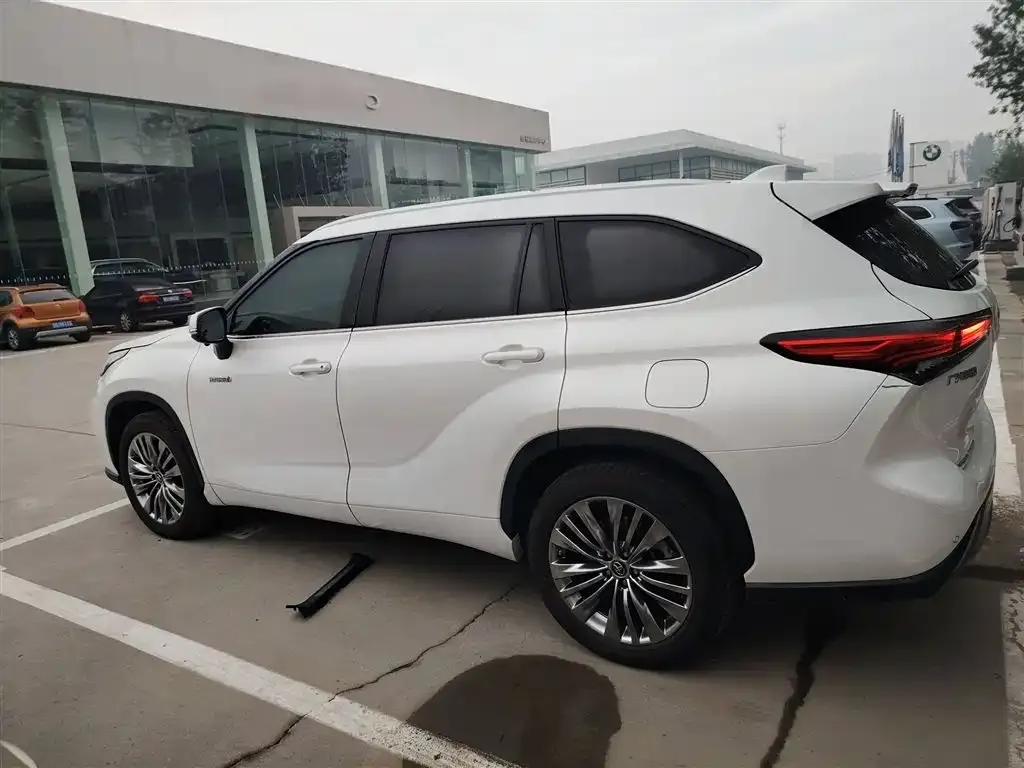 Toyota Highlander 2022 из CN, фото 7