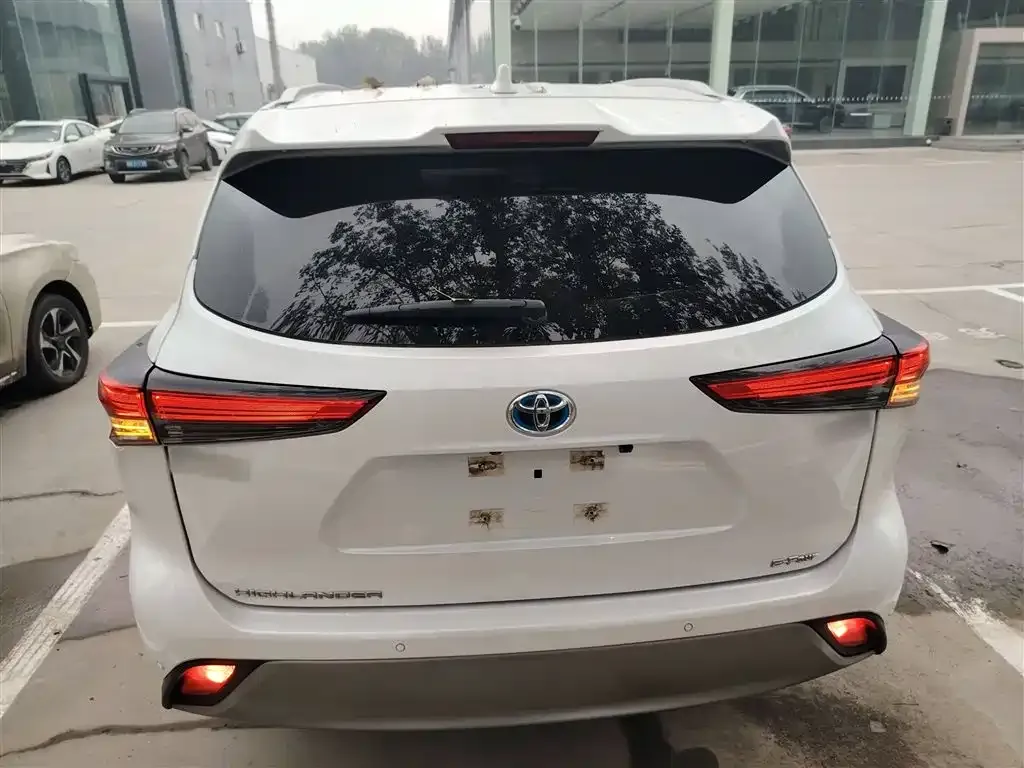 Toyota Highlander 2022 из CN, фото 9