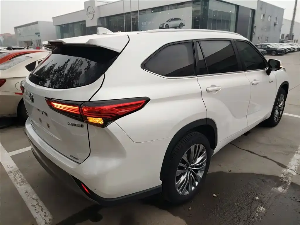 Toyota Highlander 2022 из CN, фото 4