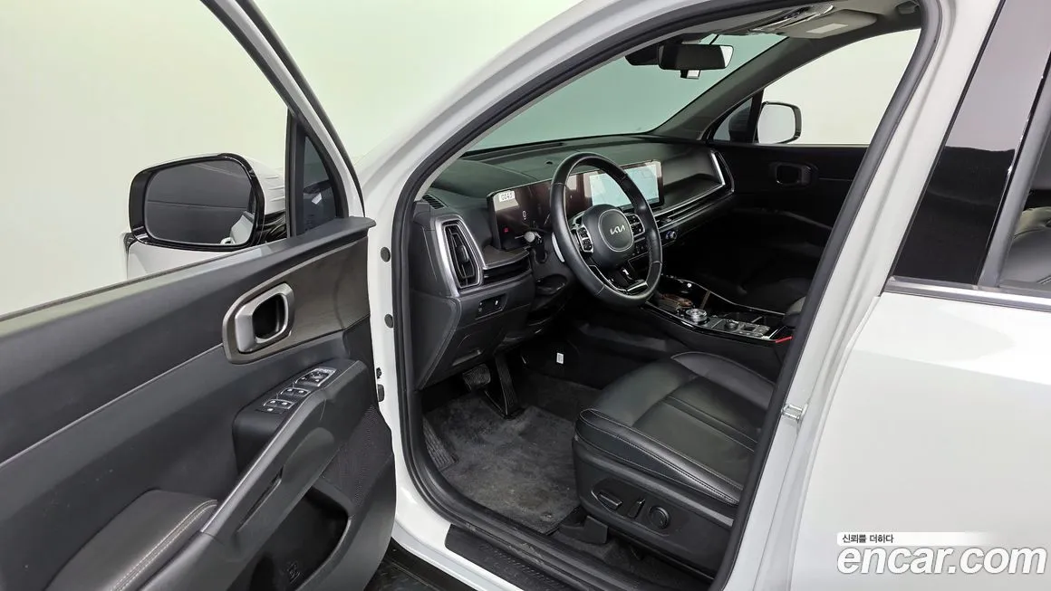 Kia Sorento — фото 10