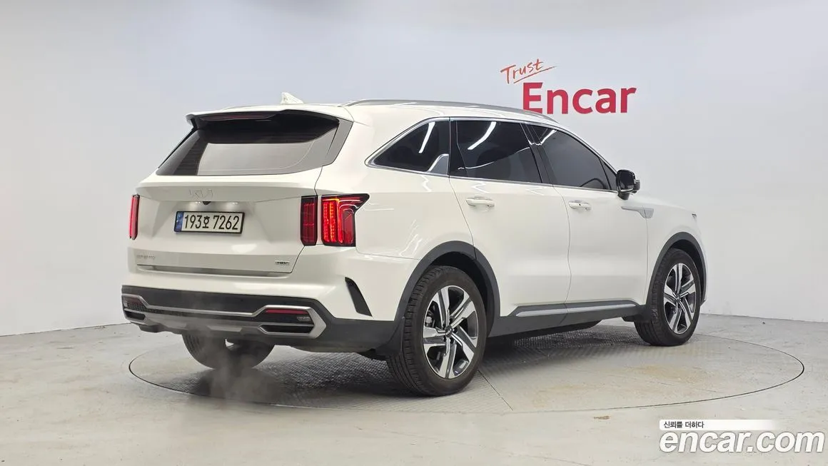 Kia Sorento 2023 из KR, фото 2