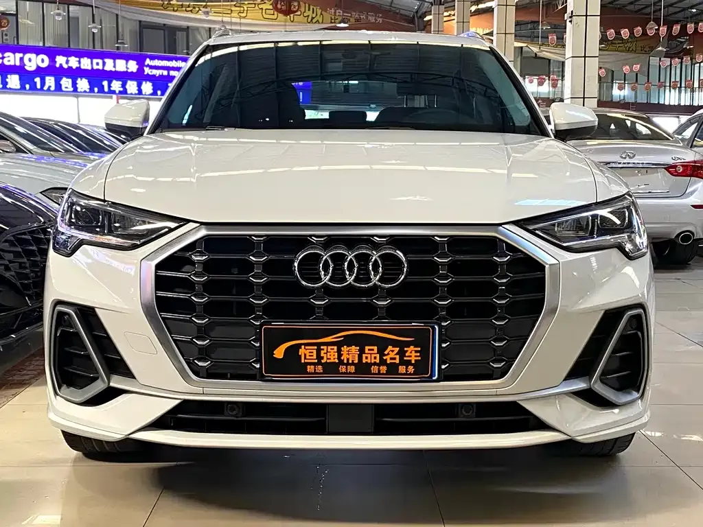 Audi Q3 2023 из CN, фото 3