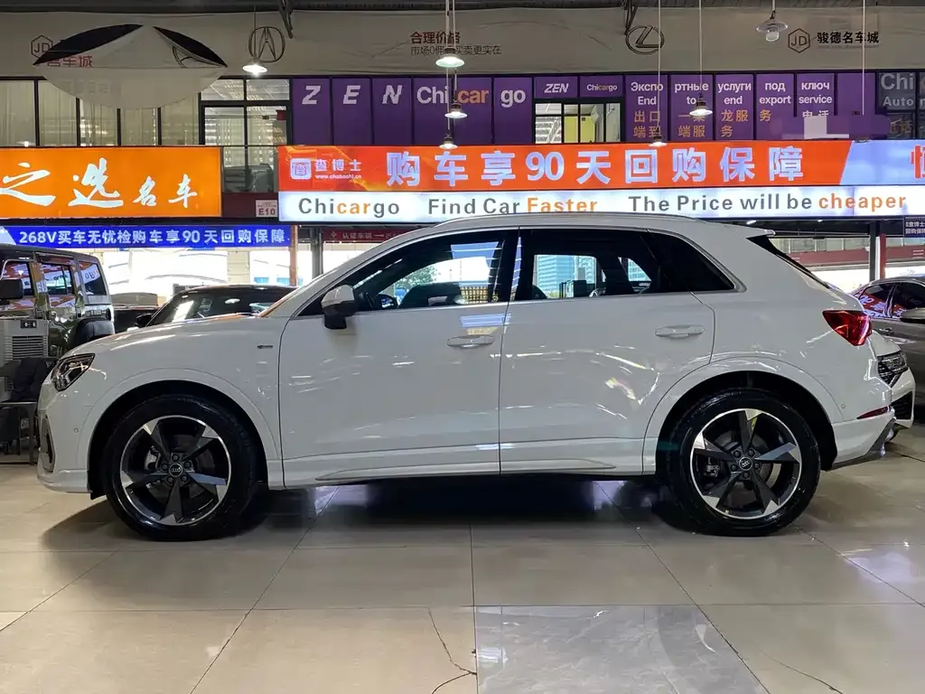 Audi Q3 2023 из CN, фото 7