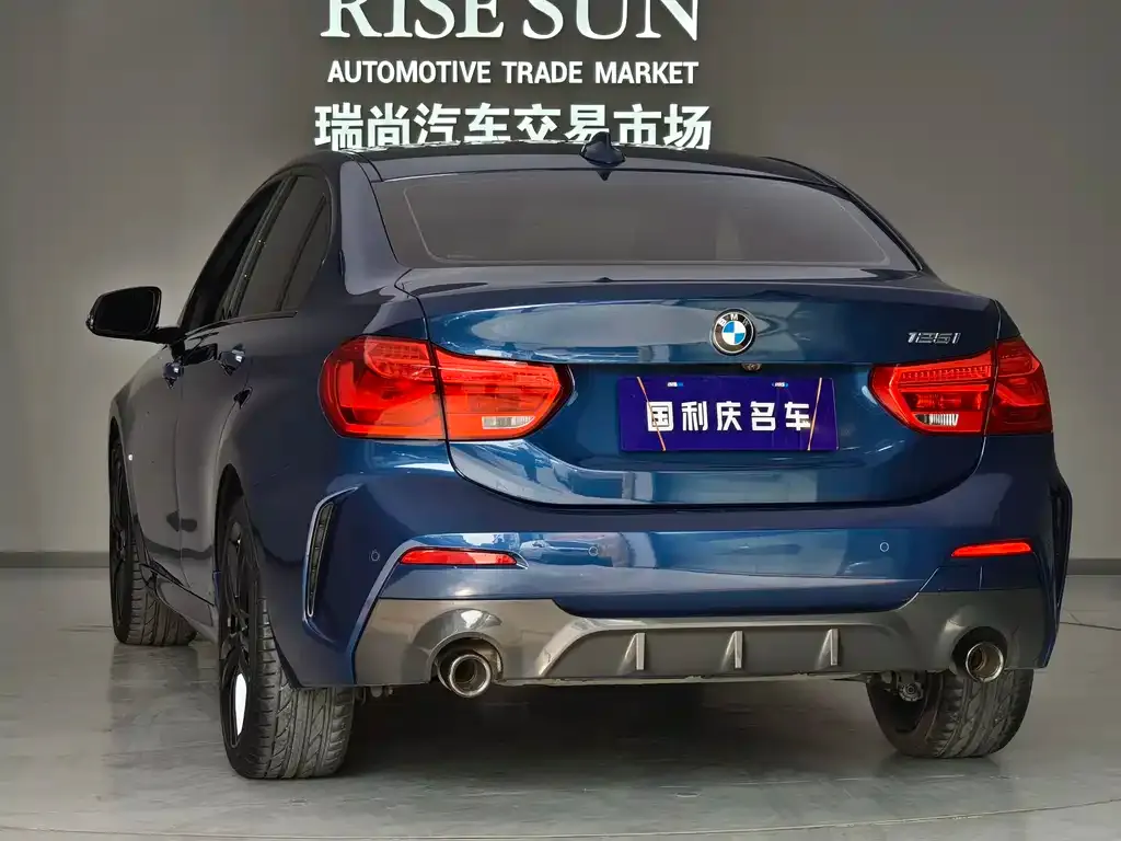 BMW 1 Series 2022 из CN, фото 2