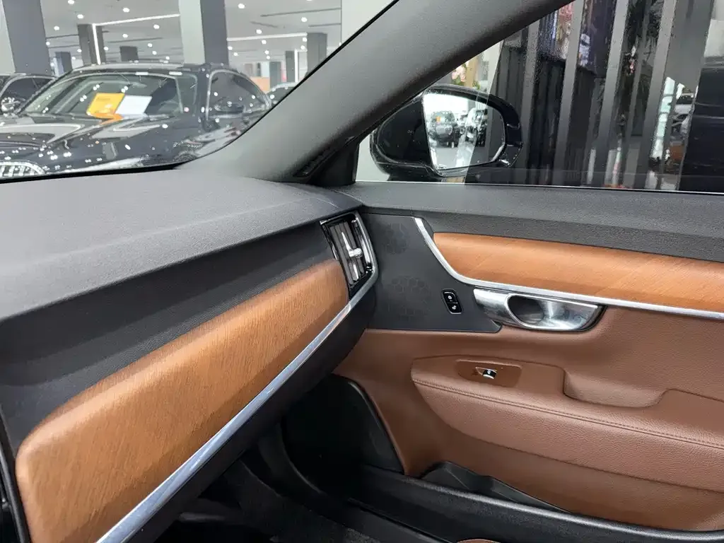 Volvo S90 2021 из CN, фото 8