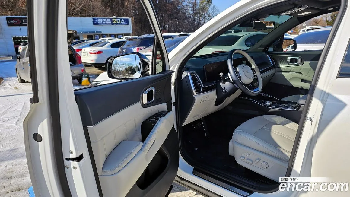 Kia Sorento — фото 7