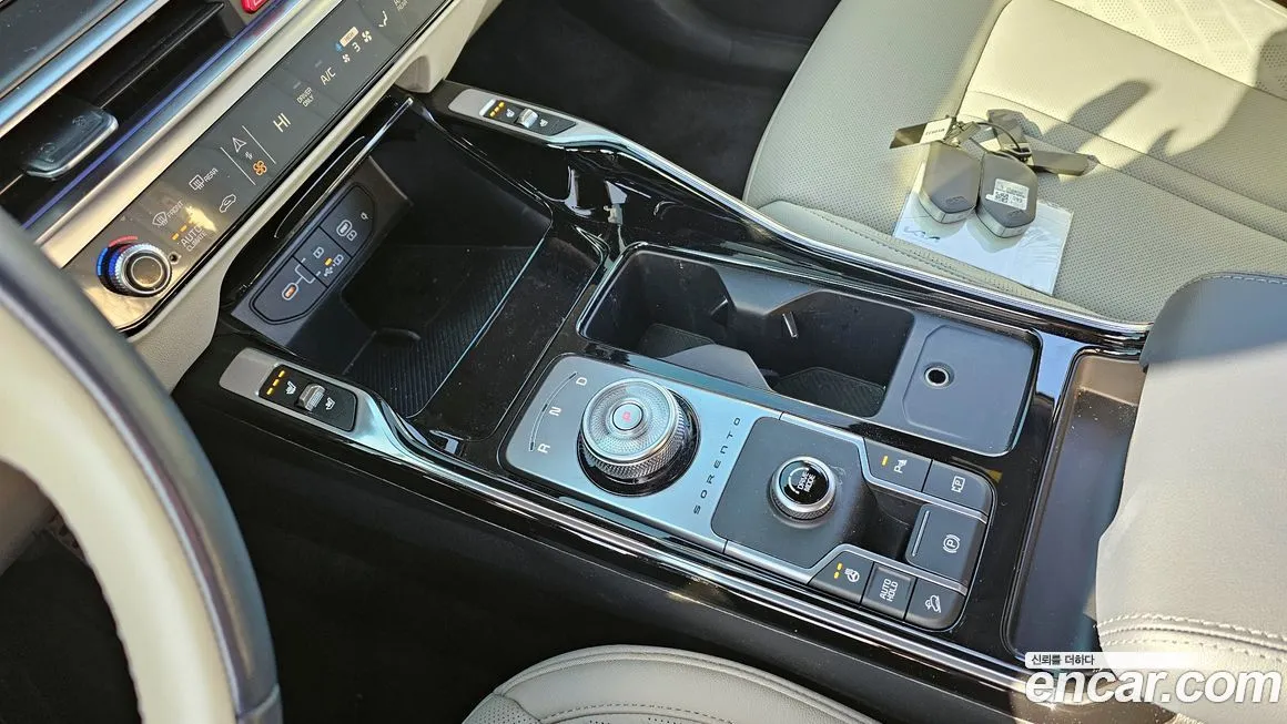 Kia Sorento — фото 9