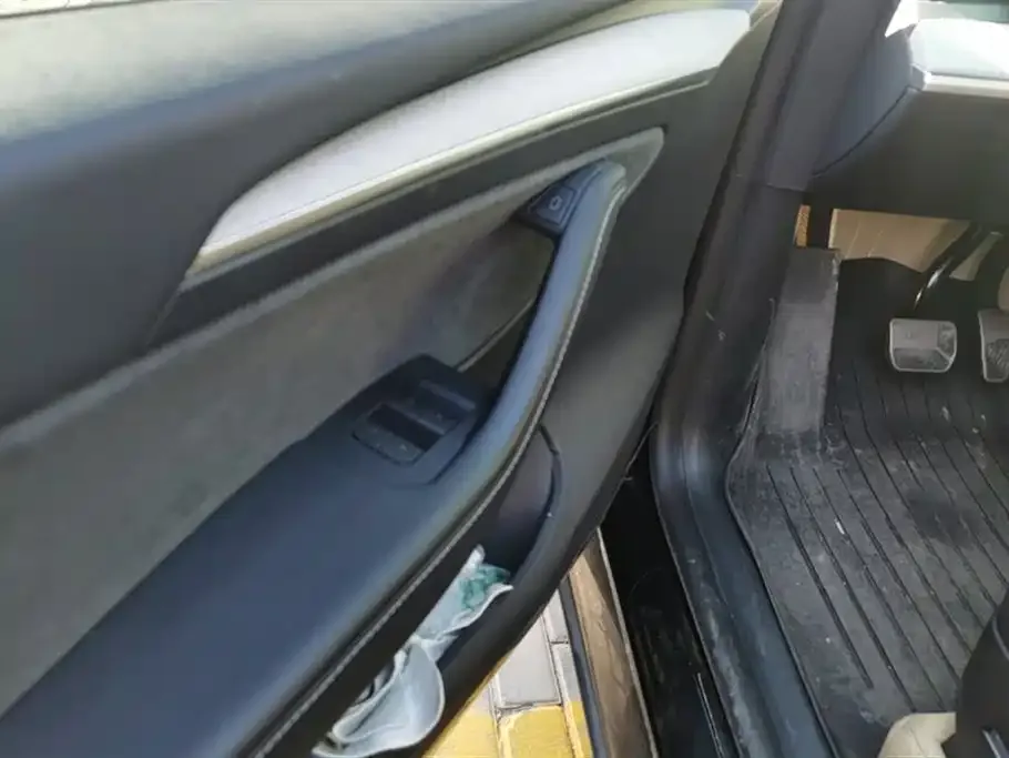 Tesla Model Y 2024 из CN, фото 10