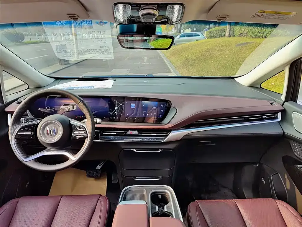 Buick Century 2024 из CN, фото 4