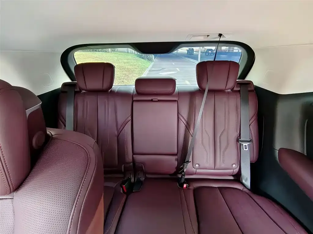 Buick Century 2024 из CN, фото 2