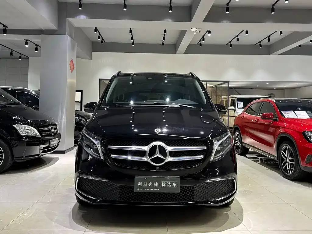 Mercedes-Benz V-Class 2023 из CN, фото 10