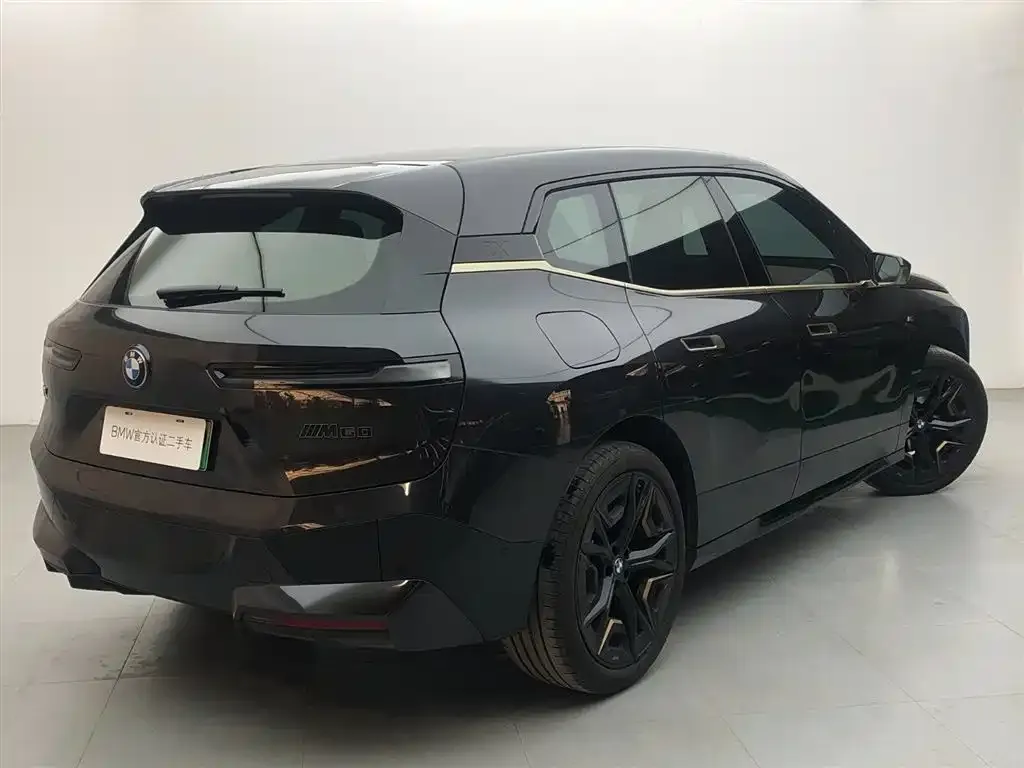 BMW iX M60 2024 из CN, фото 5
