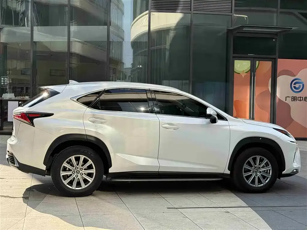 Lexus NX 2021 из CN, фото 8