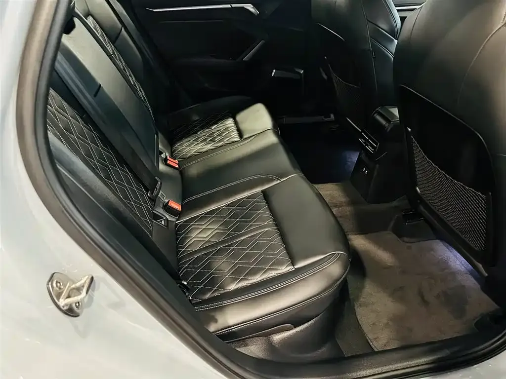 Audi A3 2024 из CN, фото 8