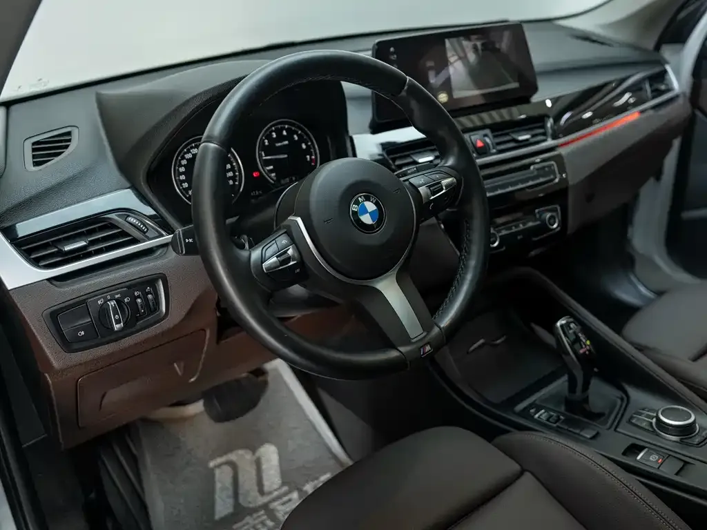 BMW X1 2021 из CN, фото 9