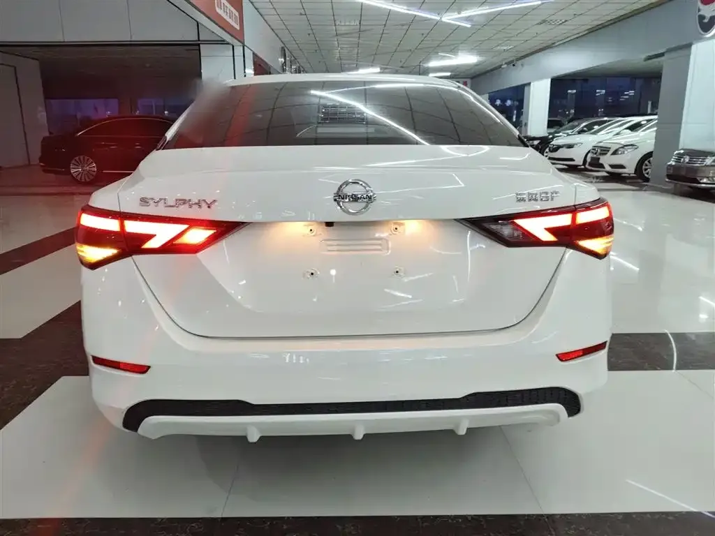 Nissan Sylphy 2022 из CN, фото 5