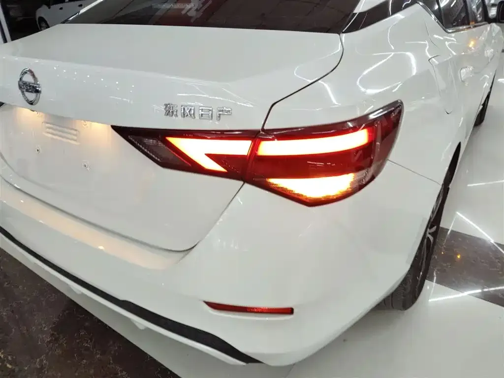 Nissan Sylphy 2022 из CN, фото 2
