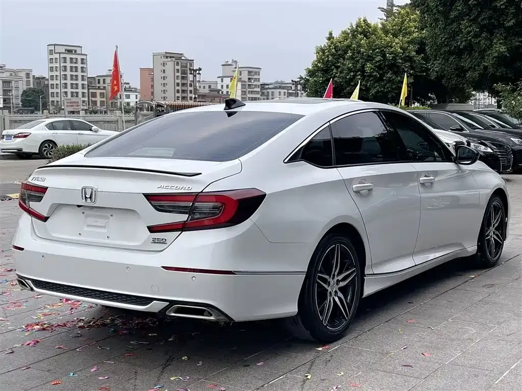 Honda Accord 2023 из CN, фото 5