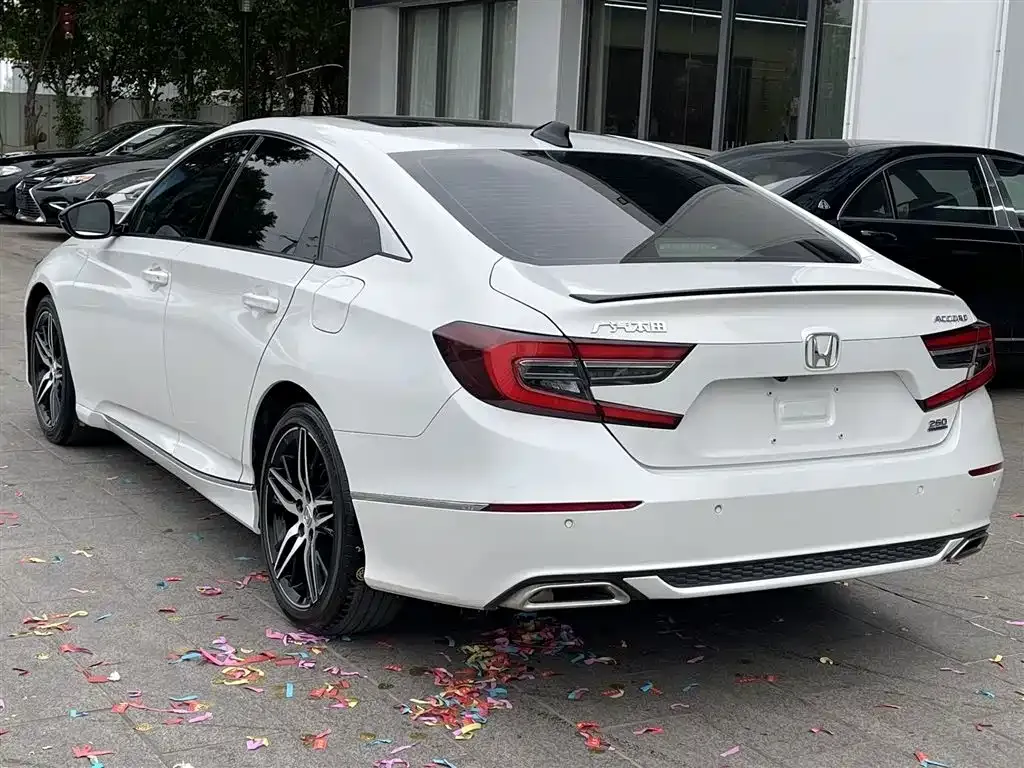 Honda Accord 2023 из CN, фото 7