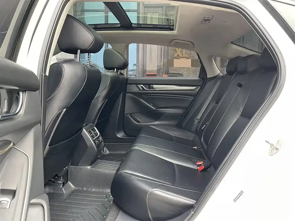 Honda Accord 2023 из CN, фото 9
