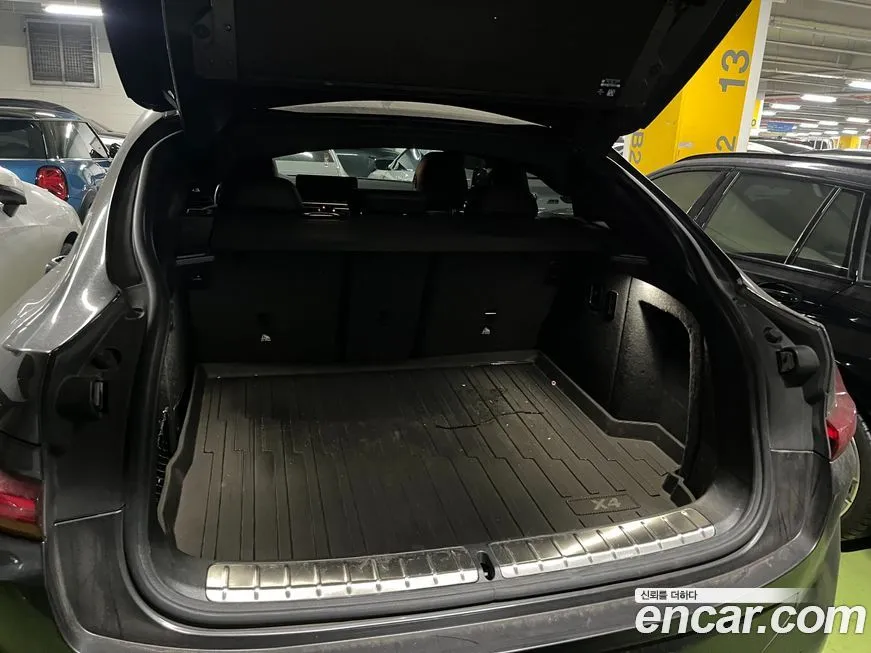 BMW X4 2022 из KR, фото 8