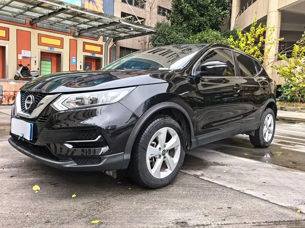 Nissan Qashqai — фото 7