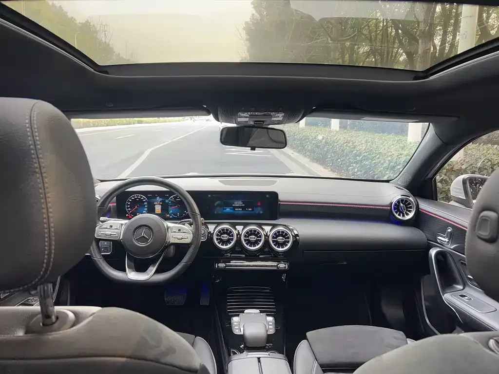 Mercedes-Benz A-Class 2022 из CN, фото 7