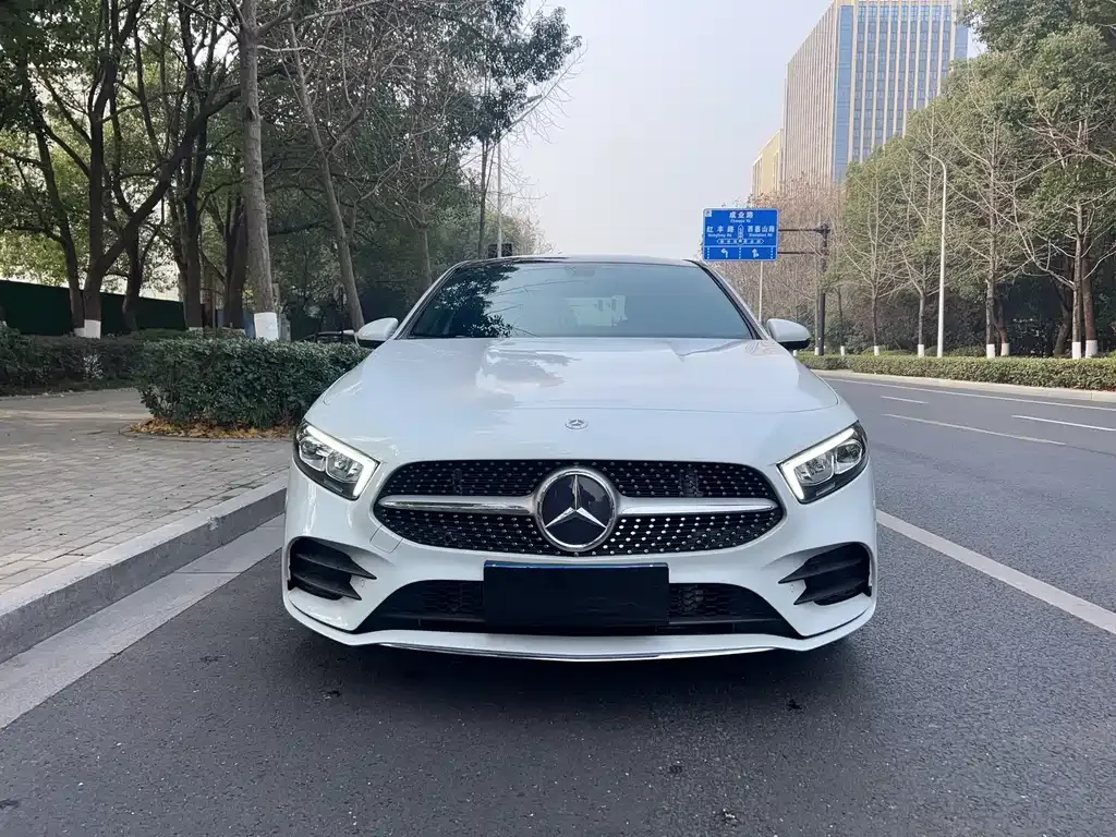 Mercedes-Benz A-Class 2022 из CN, фото 10