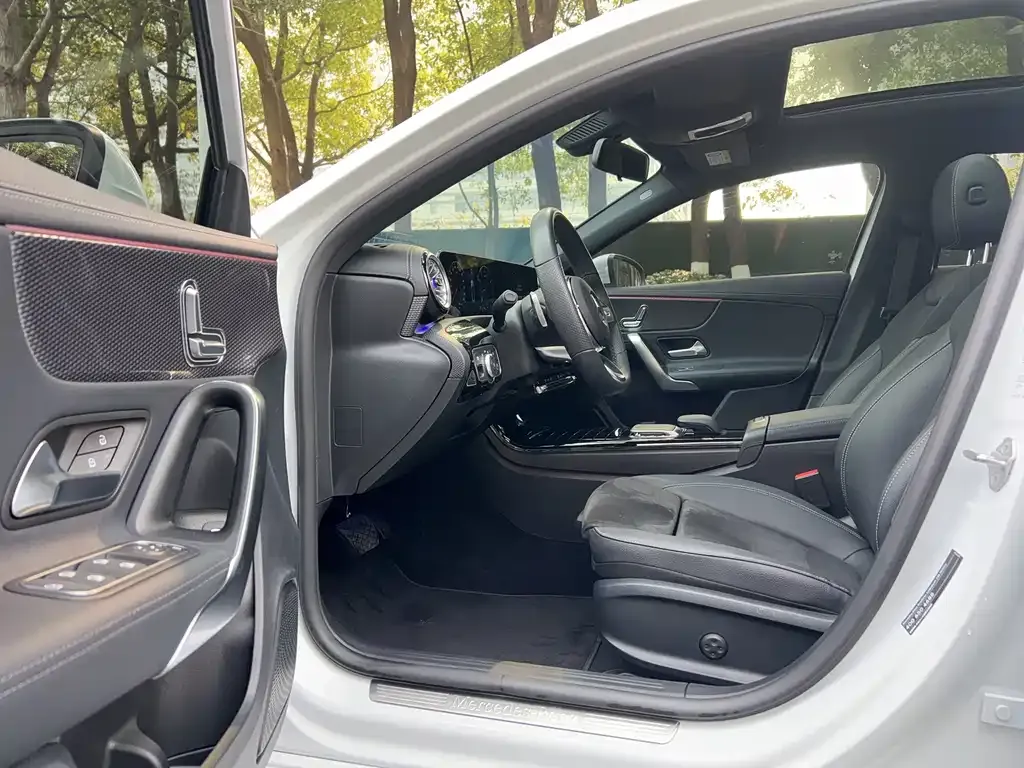 Mercedes-Benz A-Class 2022 из CN, фото 2