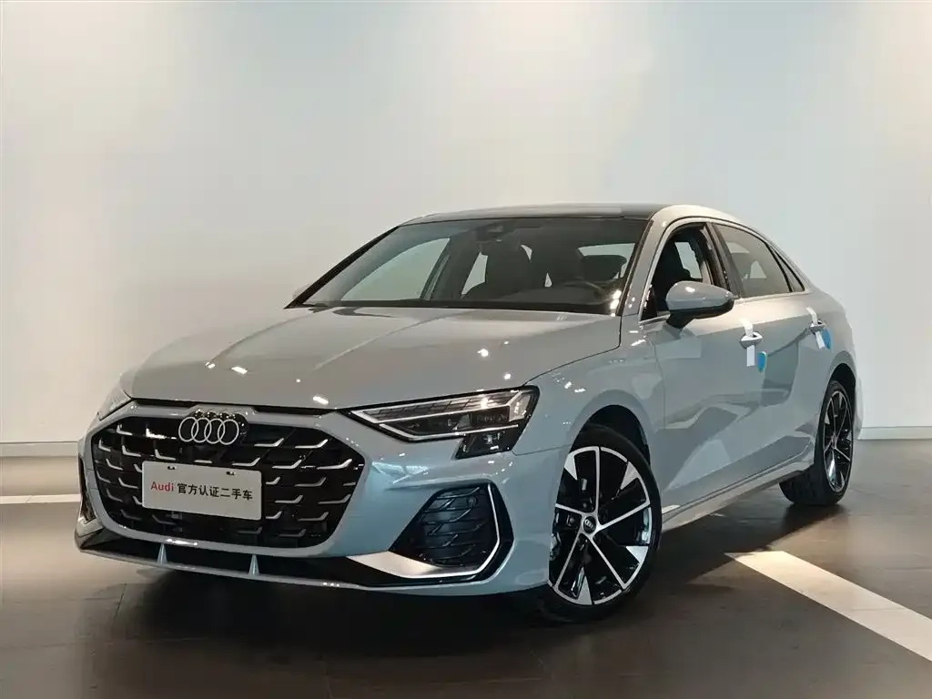 Audi A3 2024 из CN, фото 1