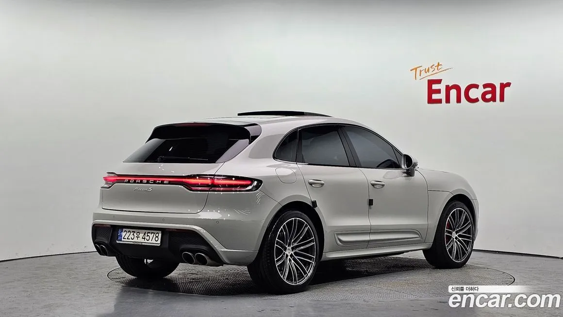 Porsche Macan 2023 из KR, фото 4