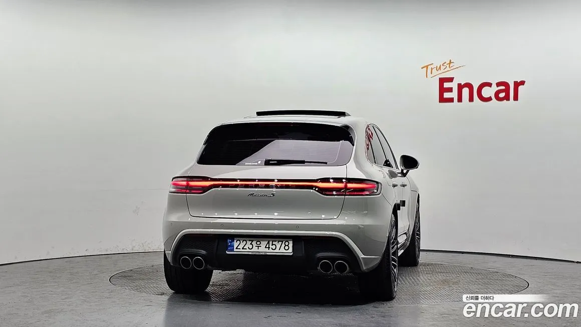 Porsche Macan 2023 из KR, фото 2