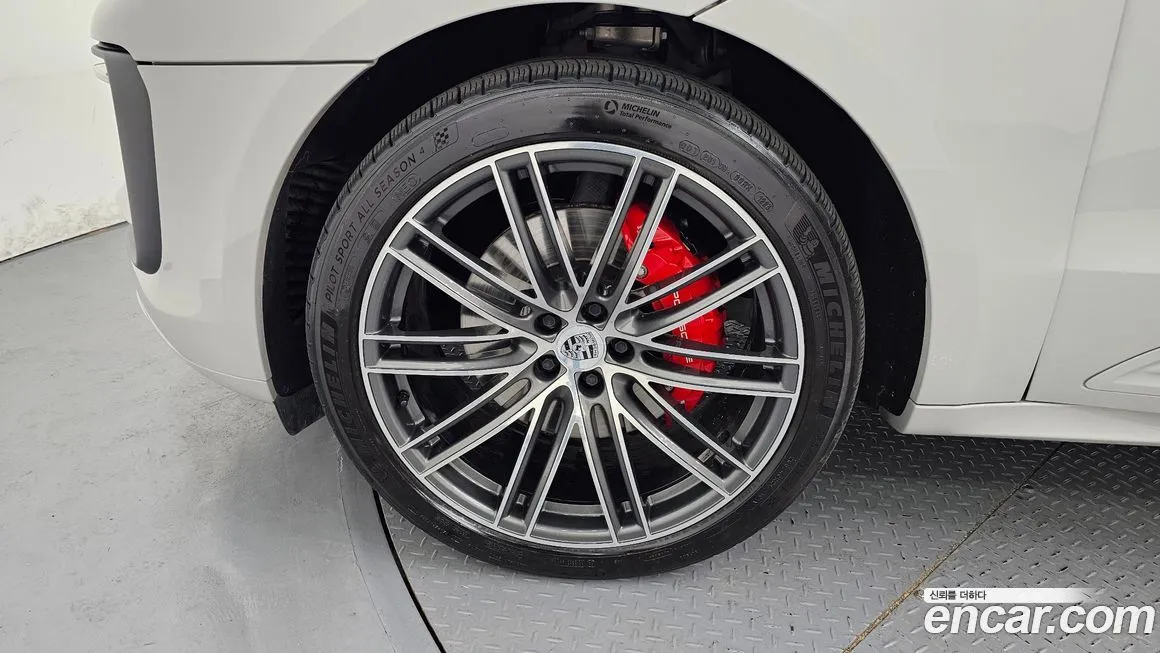 Porsche Macan 2023 из KR, фото 9