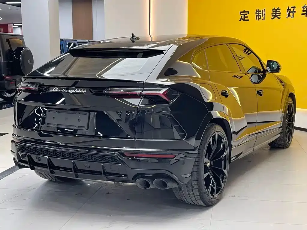 Lamborghini Urus 2023 из CN, фото 8