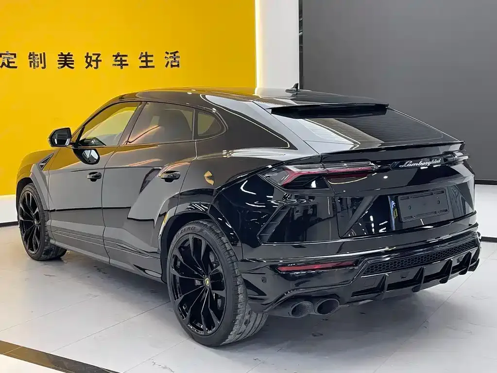 Lamborghini Urus 2023 из CN, фото 6