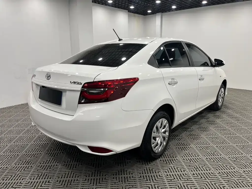 Toyota Vios 2023 из CN, фото 7