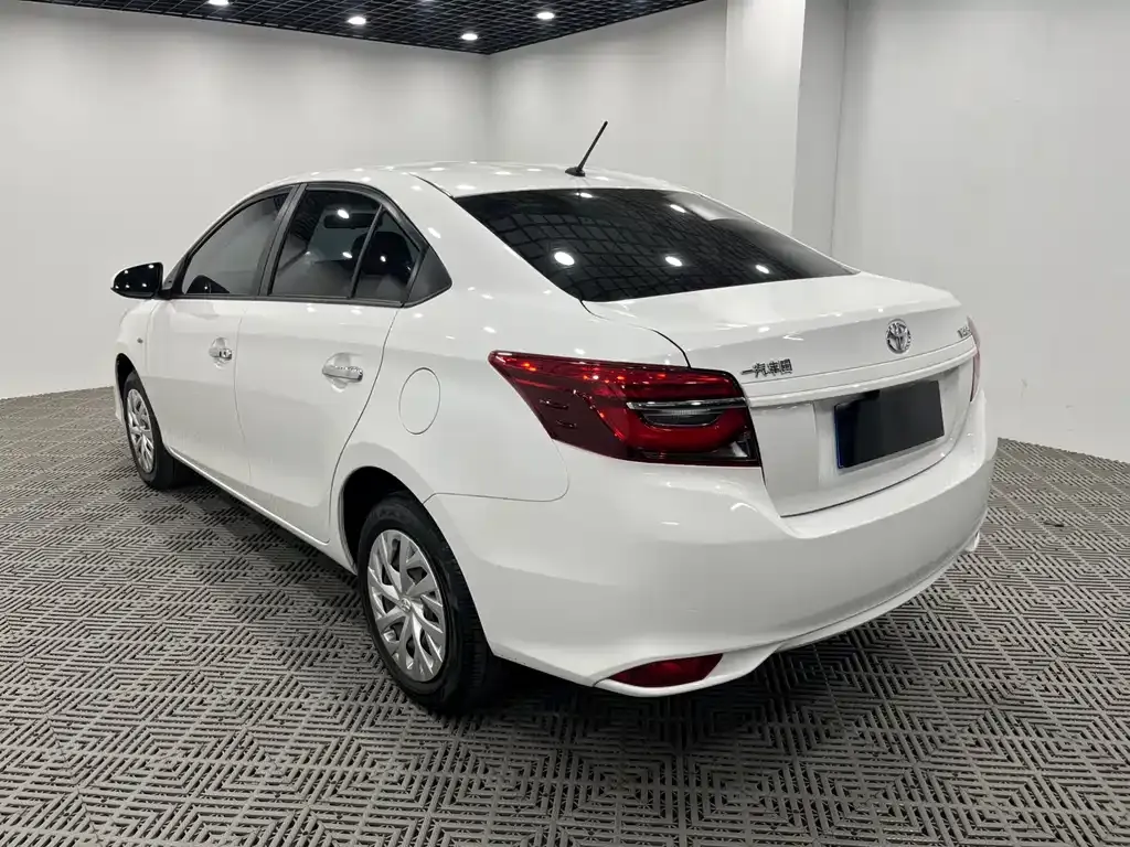 Toyota Vios 2023 из CN, фото 9