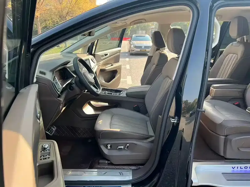 Volkswagen Viloran 2024 из CN, фото 3