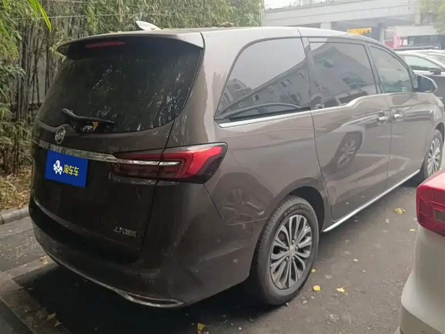 Buick GL8 2023 из CN, фото 3