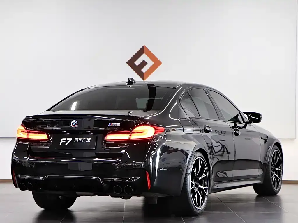 BMW M5 2022 из CN, фото 8