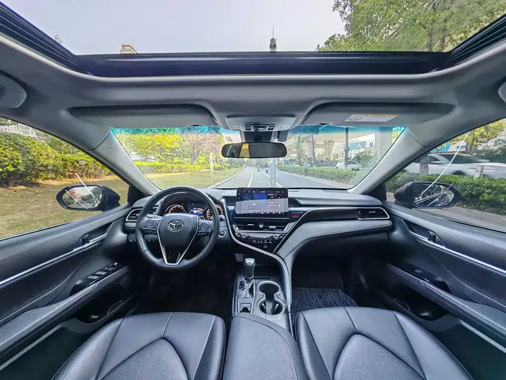 Toyota Camry 2024 из CN, фото 4