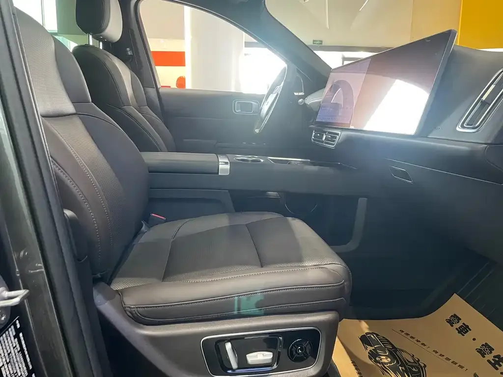 Li Auto L8 2023 из CN, фото 10