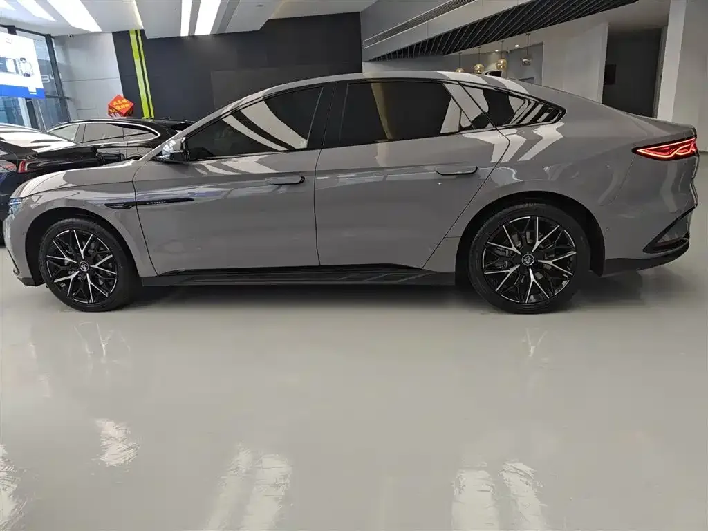 BYD Han 2025 из CN, фото 8