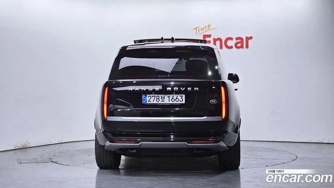 Land Rover Range Rover 2023 из KR, фото 4